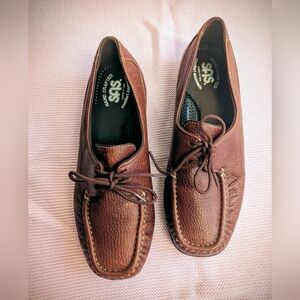 SAS Women's Brown Leather Lace-Up Shoes, Size 6.5